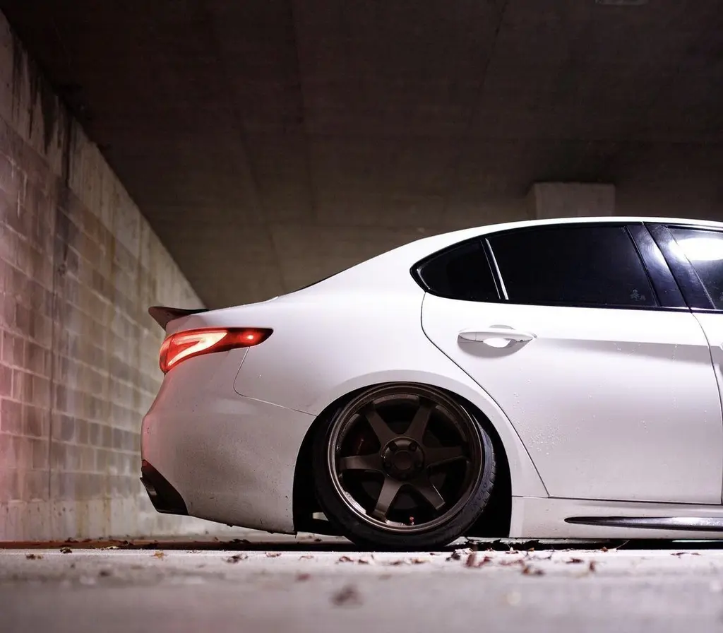 Alfa Romeo 2WAYダウン Alfa Romeo Giulia 2016-2023